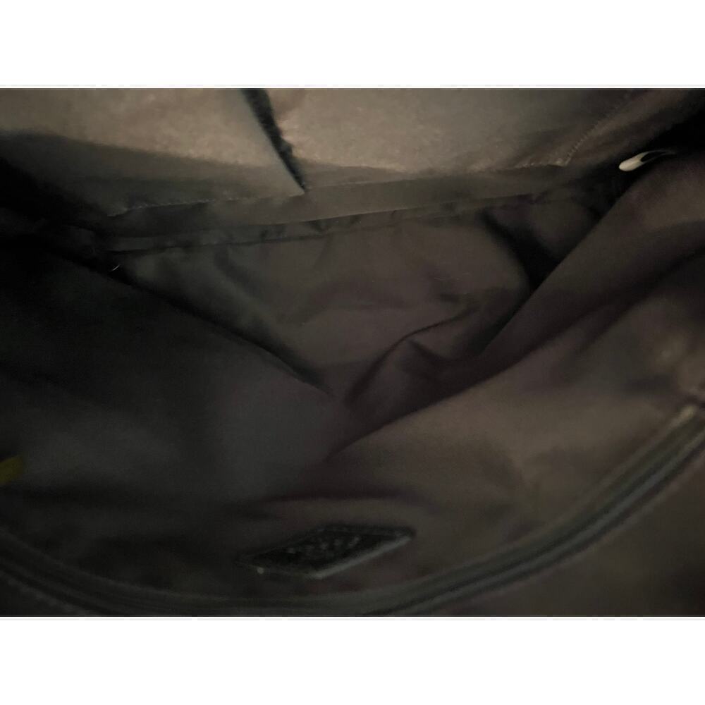 Fossil Kinley Tote Black pebbled leather. Excellent condition. - Picture 8 of 9
